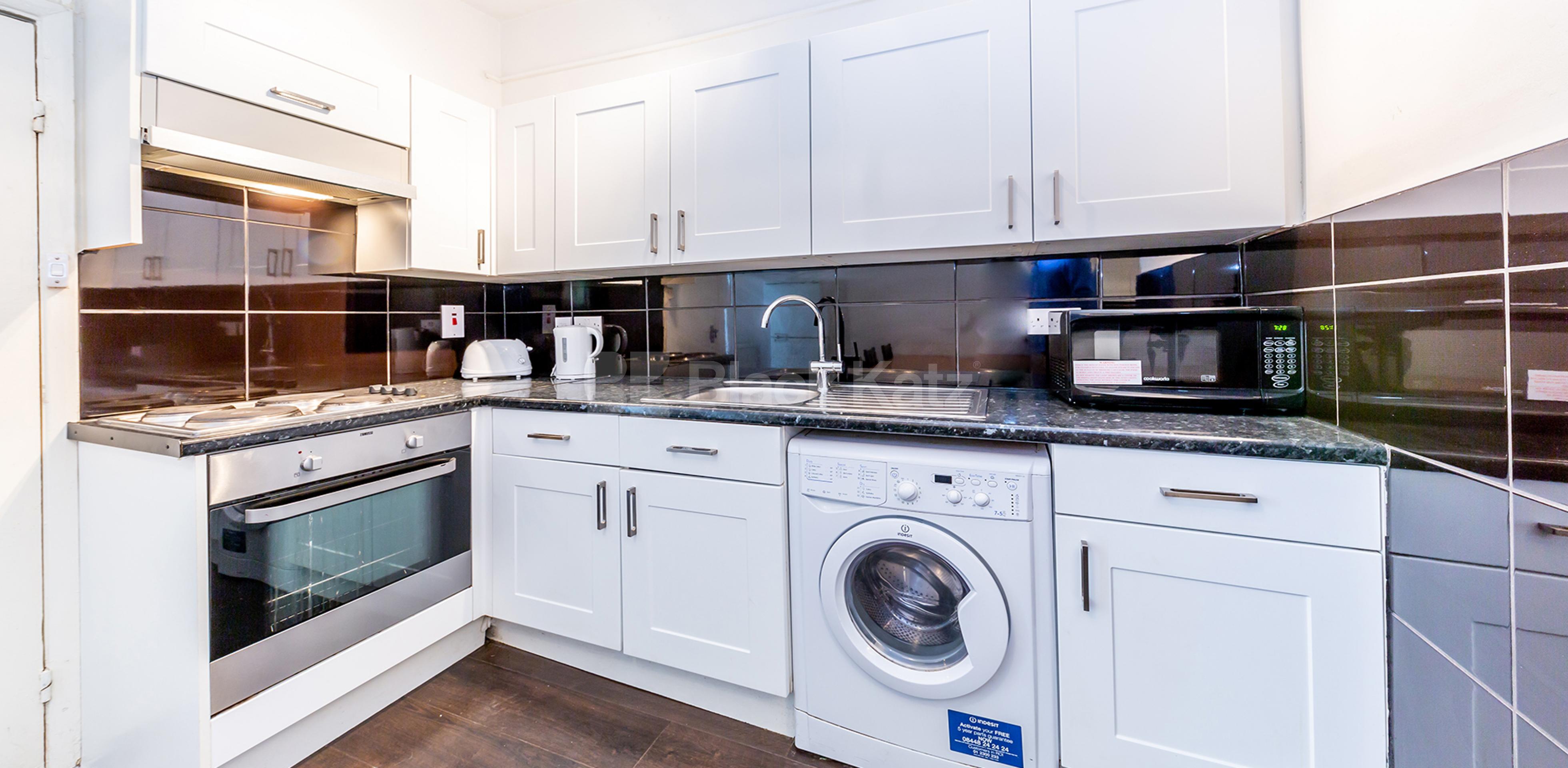 Perfect for students at ucl, soas , central zone 1 location Goodge Street, Tottenham Court Road W1T